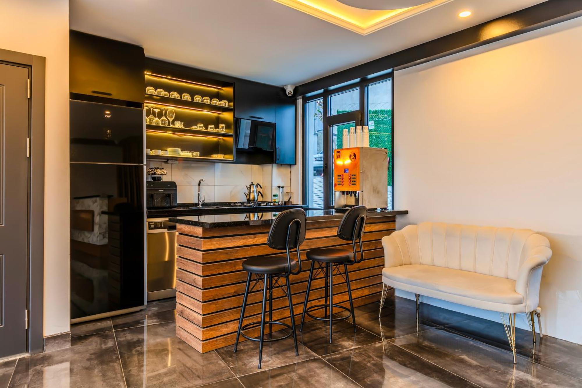 Solin Airport Hotel Arnavutkoy Buitenkant foto